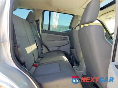 Zdjęcie 10 z 13 samochodu: 2008 JEEP LIBERTY SPORT VIN:1J8GP28K98W194962 - miniatura