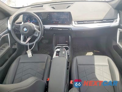 Zdjęcie 8 z 13 samochodu: 2024 BMW X1 XDRIVE28I VIN:WBX73EF09R5Y45927 - miniatura