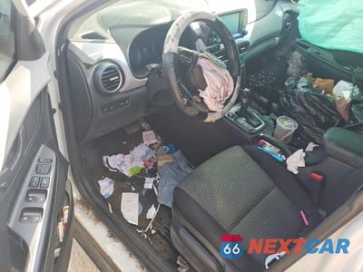 Zdjęcie 8 z 13 samochodu: 2020 HYUNDAI KONA SEL VIN:KM8K22AA0LU580655 - miniatura