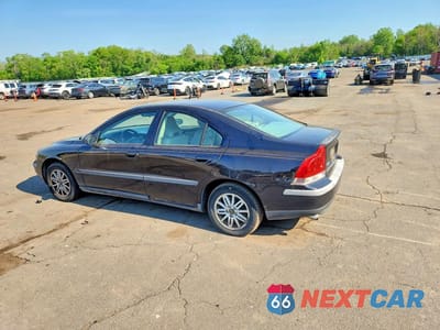 Drugie zdjęcie samochodu z przodu: 2004 VOLVO S60 VIN:YV1RS61T042326379 - miniatura