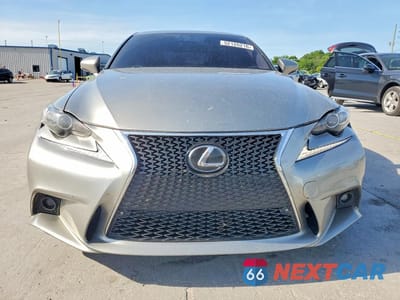 Piąte zdjęcie samochodu w środku: 2016 LEXUS IS 200T VIN:JTHBA1D25G5033725 - miniatura
