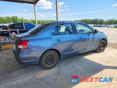 Trzecie zdjęcie samochodu z tyłu: 2012 TOYOTA YARIS FLEET VIN:JTDBT4K3XCL011136 - miniatura