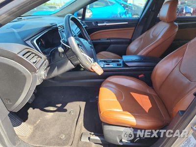 Zdjęcie 7 z 13 samochodu: 2020 FORD FUSION TITANIUM VIN:3FA6P0D92LR128152 - miniatura