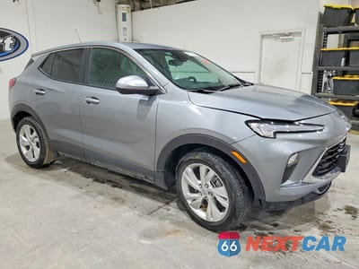 Czwarte zdjęcie samochodu z boku: 2025 BUICK ENCORE GX PREFERRED VIN:KL4AMBSLXSB194100 - miniatura