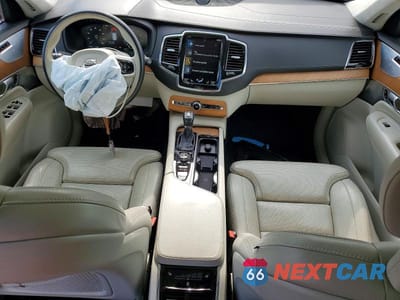 Zdjęcie 8 z 14 samochodu: 2020 VOLVO XC90 T6 INSCRIPTION VIN:YV4A221L4L1553958 - miniatura