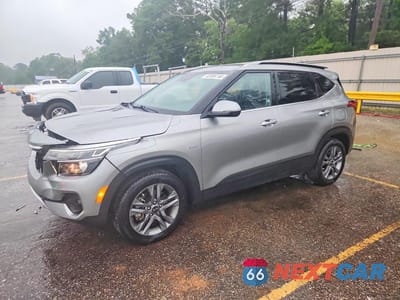 2021 KIA SELTOS S KNDEUCAA2M7172952 - główne zdjęcie licytacji z USA - miniatura