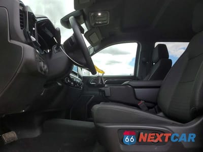 Zdjęcie 7 z 12 samochodu: 2026 CHEVROLET SILVERADO K1500 LT VIN:2GCUKDED1T1131722 - miniatura