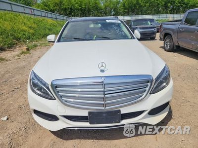 Piąte zdjęcie samochodu w środku: 2015 MERCEDES-BENZ C 300 4MATIC VIN:55SWF4KB9FU009237 - miniatura