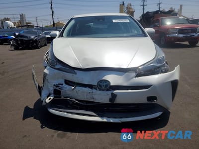 Piąte zdjęcie samochodu w środku: 2020 TOYOTA PRIUS L ECO VIN:JTDKARFUXL3110089 - miniatura