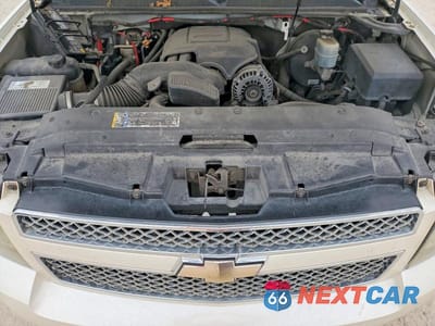 Zdjęcie 12 z 13 samochodu: 2008 CHEVROLET SUBURBAN C1500 LS VIN:1GNFC16098R270762 - miniatura