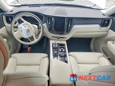 Zdjęcie 8 z 12 samochodu: 2025 VOLVO XC60 ULTRA VIN:YV4H60RM9S1056424 - miniatura