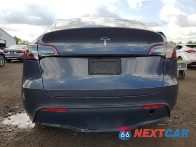 Zdjęcie 6 z 14 samochodu: 2023 TESLA MODEL Y VIN:7SAYGDEE3PF843165 - miniatura