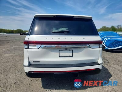 Zdjęcie 6 z 13 samochodu: 2022 LINCOLN NAVIGATOR L RESERVE VIN:5LMJJ3LT1NEL02599 - miniatura