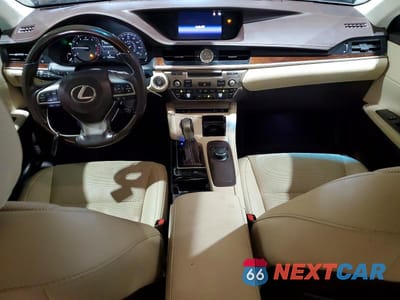 Zdjęcie 8 z 12 samochodu: 2017 LEXUS ES 350 VIN:58ABK1GG0HU043631 - miniatura