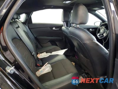 Zdjęcie 10 z 12 samochodu: 2022 KIA FORTE GT LINE VIN:3KPF54AD5NE490261 - miniatura