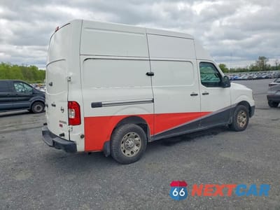 Trzecie zdjęcie samochodu z tyłu: 2015 NISSAN NV 2500 VIN:1N6BF0LY1FN807466 - miniatura