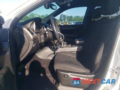 Zdjęcie 7 z 13 samochodu: 2017 JEEP GRAND CHEROKEE LAREDO VIN:1C4RJFAG2HC841959 - miniatura