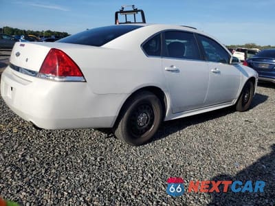 Trzecie zdjęcie samochodu z tyłu: 2011 CHEVROLET IMPALA POLICE VIN:2G1WD5EM2B1233885 - miniatura