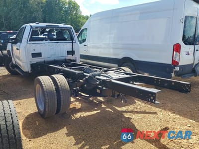 Drugie zdjęcie samochodu z przodu: 2023 FORD F550 SUPER DUTY VIN:1FDUF5HT6PDA13300 - miniatura