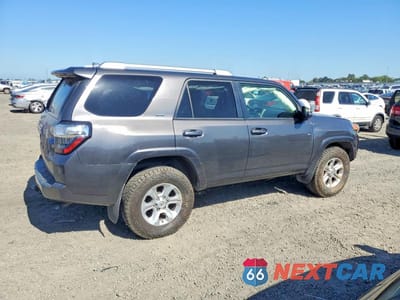 Trzecie zdjęcie samochodu z tyłu: 2016 TOYOTA 4RUNNER SR5 PREMIUM VIN:JTEBU5JR0G5380036 - miniatura