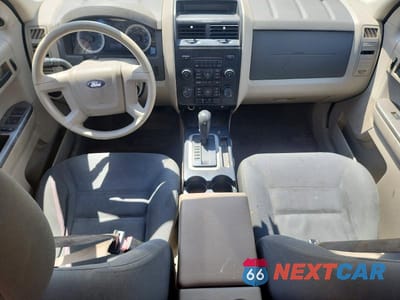Zdjęcie 8 z 12 samochodu: 2008 FORD ESCAPE XLS VIN:1FMCU02Z48KE30770 - miniatura