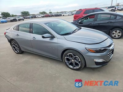 Czwarte zdjęcie samochodu z boku: 2024 CHEVROLET MALIBU LT VIN:1G1ZD5ST5RF178148 - miniatura