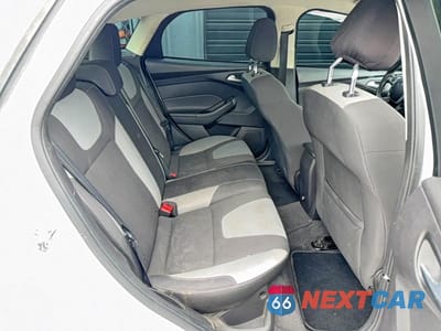 Zdjęcie 6 z 10 samochodu: 2012 FORD FOCUS SE VIN:1FAHP3K24CL295305 - miniatura