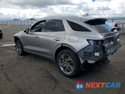 Drugie zdjęcie samochodu z przodu: 2022 GENESIS GV70 2.5T STANDARD VIN:KMUMADTBXNU051649 - miniatura