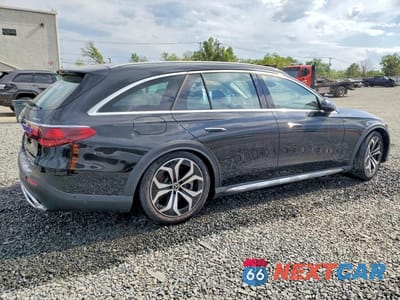Trzecie zdjęcie samochodu z tyłu: 2025 MERCEDES-BENZ E 450 4M ALL TERRAIN VIN:W1KLH6FB0SA114665 - miniatura