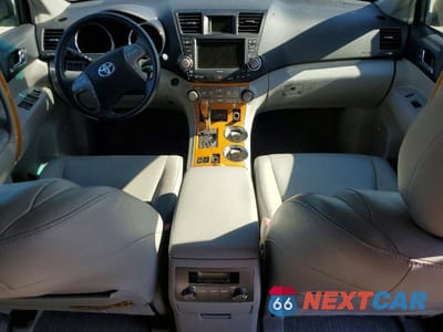 Zdjęcie 8 z 13 samochodu: 2010 TOYOTA HIGHLANDER HYBRID LIMITED VIN:JTEJW3EH9A2041277 - miniatura
