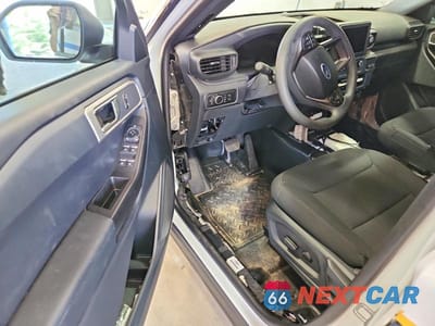 Zdjęcie 8 z 13 samochodu: 2025 FORD EXPLORER POLICE INTERCEPTOR VIN:1FM5K8AC8SGC79730 - miniatura