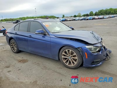 Czwarte zdjęcie samochodu z boku: 2018 BMW 320 I VIN:WBA8E1G58JNU89440 - miniatura