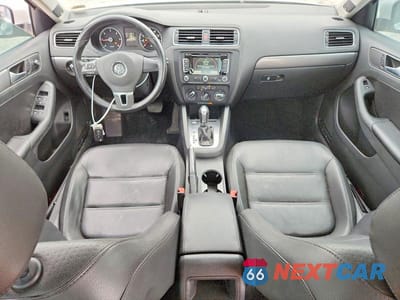 Zdjęcie 8 z 12 samochodu: 2013 VOLKSWAGEN JETTA TDI VIN:3VWLL7AJ8DM275877 - miniatura