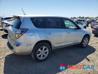 Trzecie zdjęcie samochodu z tyłu: 2012 TOYOTA RAV4 EV BASE VIN:2T3YL4DV1CW001004 - miniatura
