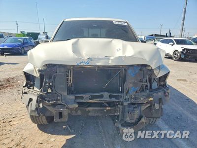 Piąte zdjęcie samochodu w środku: 2018 RAM 1500 LARAMIE VIN:1C6RR6VT0JS123345 - miniatura