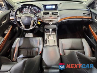 Zdjęcie 8 z 12 samochodu: 2011 HONDA ACCORD EXL VIN:1HGCP2F80BA157771 - miniatura