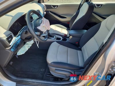 Zdjęcie 7 z 13 samochodu: 2019 HYUNDAI IONIQ BLUE VIN:KMHC65LC3KU115438 - miniatura