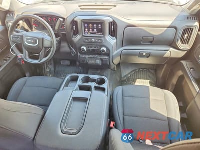 Zdjęcie 8 z 12 samochodu: 2024 GMC SIERRA K1500 VIN:1GTRUAEKXRZ271622 - miniatura