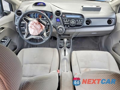 Zdjęcie 8 z 12 samochodu: 2011 HONDA INSIGHT LX VIN:JHMZE2H58BS005201 - miniatura