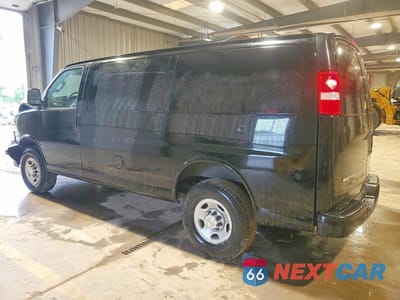 Drugie zdjęcie samochodu z przodu: 2024 CHEVROLET EXPRESS G2 - DELIVERY VAN VIN:1GCWGAFP2R1251903 - miniatura