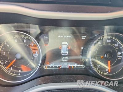 Zdjęcie 9 z 13 samochodu: 2016 JEEP CHEROKEE TRAILHAWK VIN:1C4PJMBS2GW246282 - miniatura