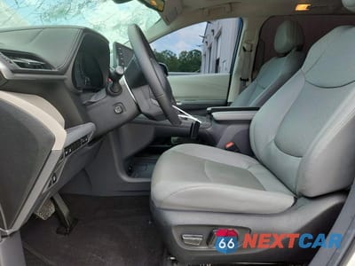 Zdjęcie 7 z 13 samochodu: 2024 TOYOTA SIENNA LIMITED 7-PASSENGER VIN:5TDZRKEC2RS209214 - miniatura