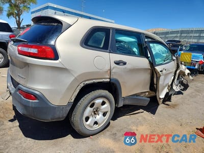 Trzecie zdjęcie samochodu z tyłu: 2014 JEEP CHEROKEE SPORT VIN:1C4PJMAB7EW266199 - miniatura
