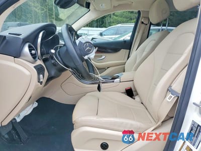 Zdjęcie 7 z 13 samochodu: 2022 MERCEDES-BENZ GLC 300 4MATIC VIN:W1N0G8EB0NV393215 - miniatura