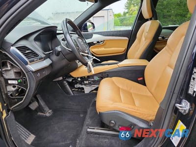 Zdjęcie 7 z 14 samochodu: 2016 VOLVO XC90 T6 VIN:YV4A22PKXG1071127 - miniatura