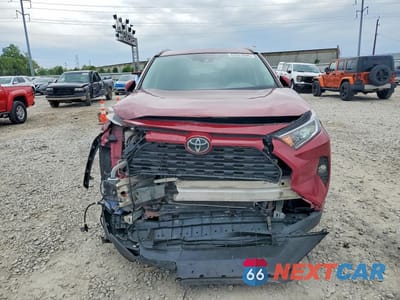 Piąte zdjęcie samochodu w środku: 2021 TOYOTA RAV4 XLE PREMIUM VIN:2T3A1RFV5MW217327 - miniatura