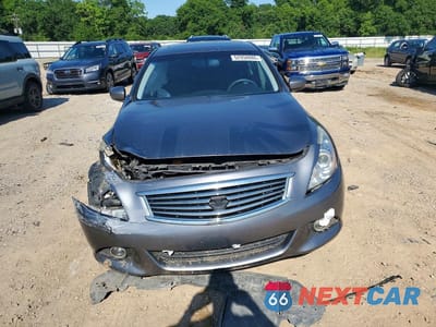 Piąte zdjęcie samochodu w środku: 2015 INFINITI Q40 BASE VIN:JN1CV6AP7FM503140 - miniatura
