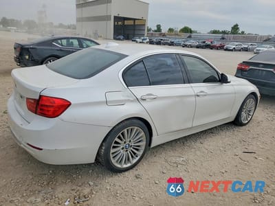 Trzecie zdjęcie samochodu z tyłu: 2013 BMW 328 XI VIN:WBA3B3C5XDF539614 - miniatura