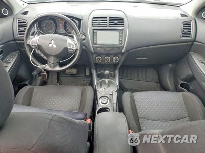 Zdjęcie 8 z 12 samochodu: 2012 MITSUBISHI OUTLANDER SPORT SE VIN:JA4AR4AU1CZ004068 - miniatura