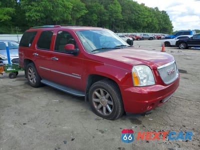 Czwarte zdjęcie samochodu z boku: 2013 GMC YUKON DENALI VIN:1GKS1EEF3DR125709 - miniatura